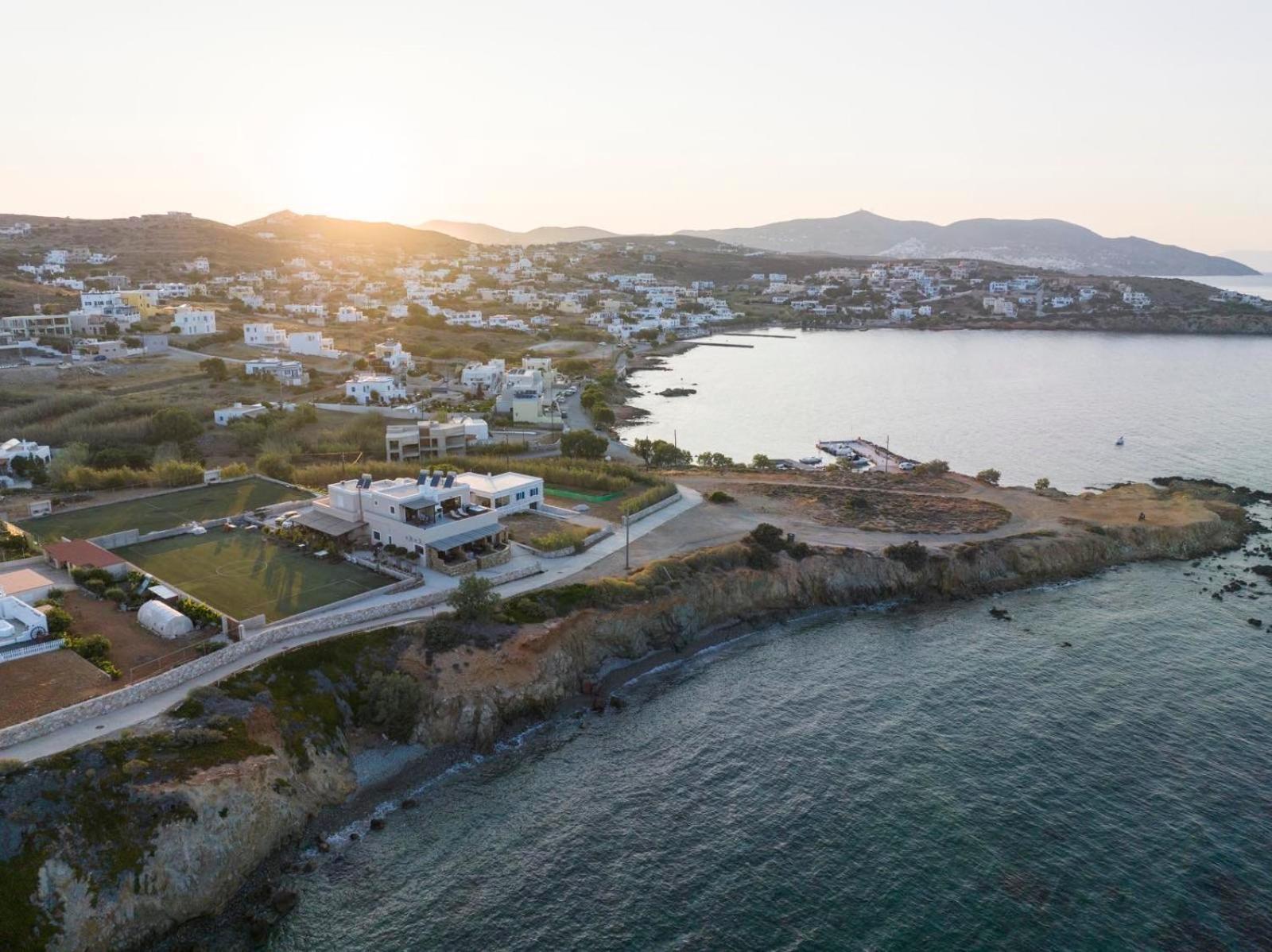 Lalari Beach Suites Vári Zewnętrze zdjęcie
