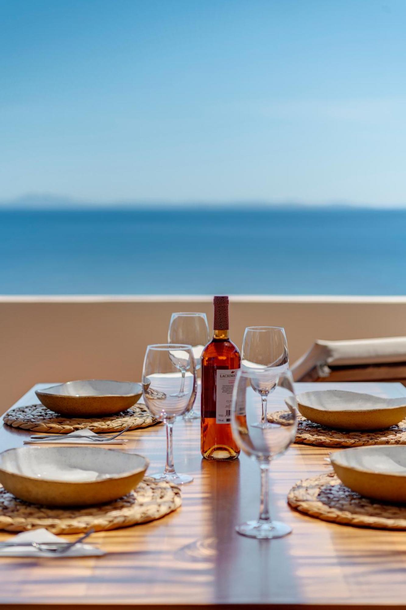 Lalari Beach Suites Vári Zewnętrze zdjęcie