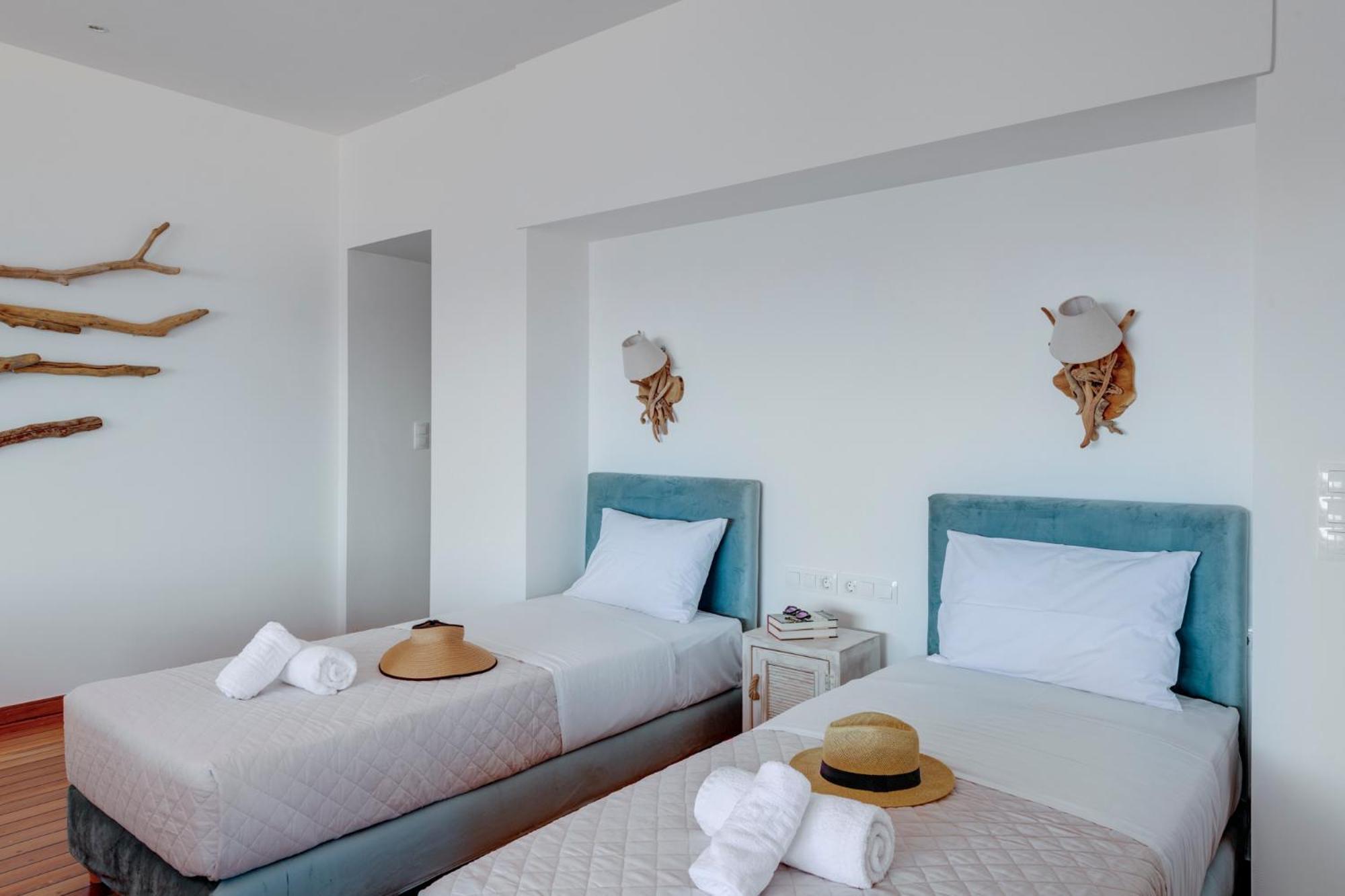 Lalari Beach Suites Vári Zewnętrze zdjęcie