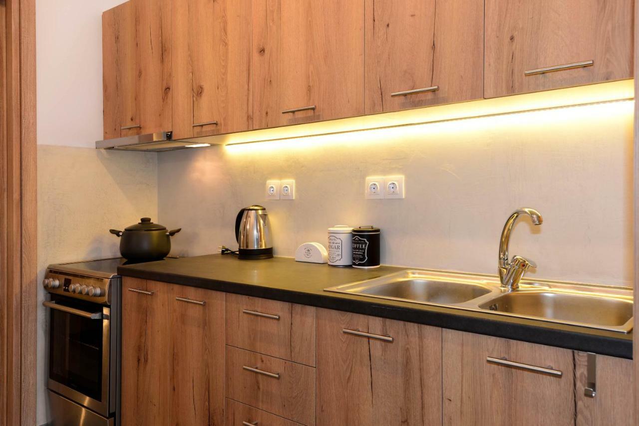 Lalari Beach Suites Vári Zewnętrze zdjęcie