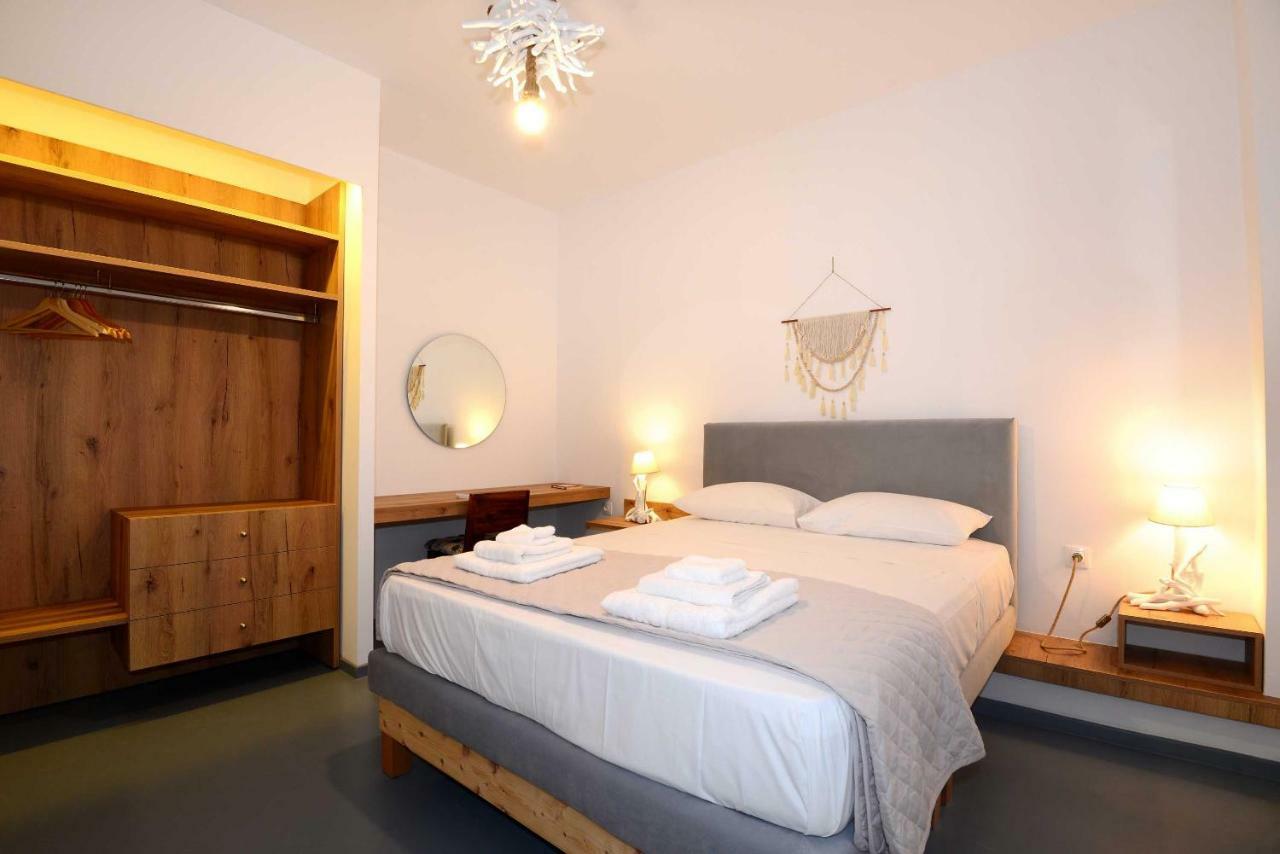 Lalari Beach Suites Vári Zewnętrze zdjęcie